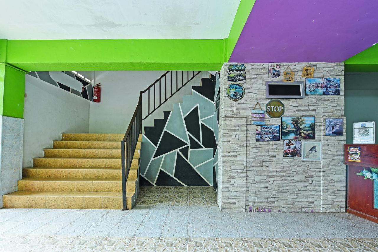 Oyo 90565 Teresek View Motel Kuala Tahan Εξωτερικό φωτογραφία