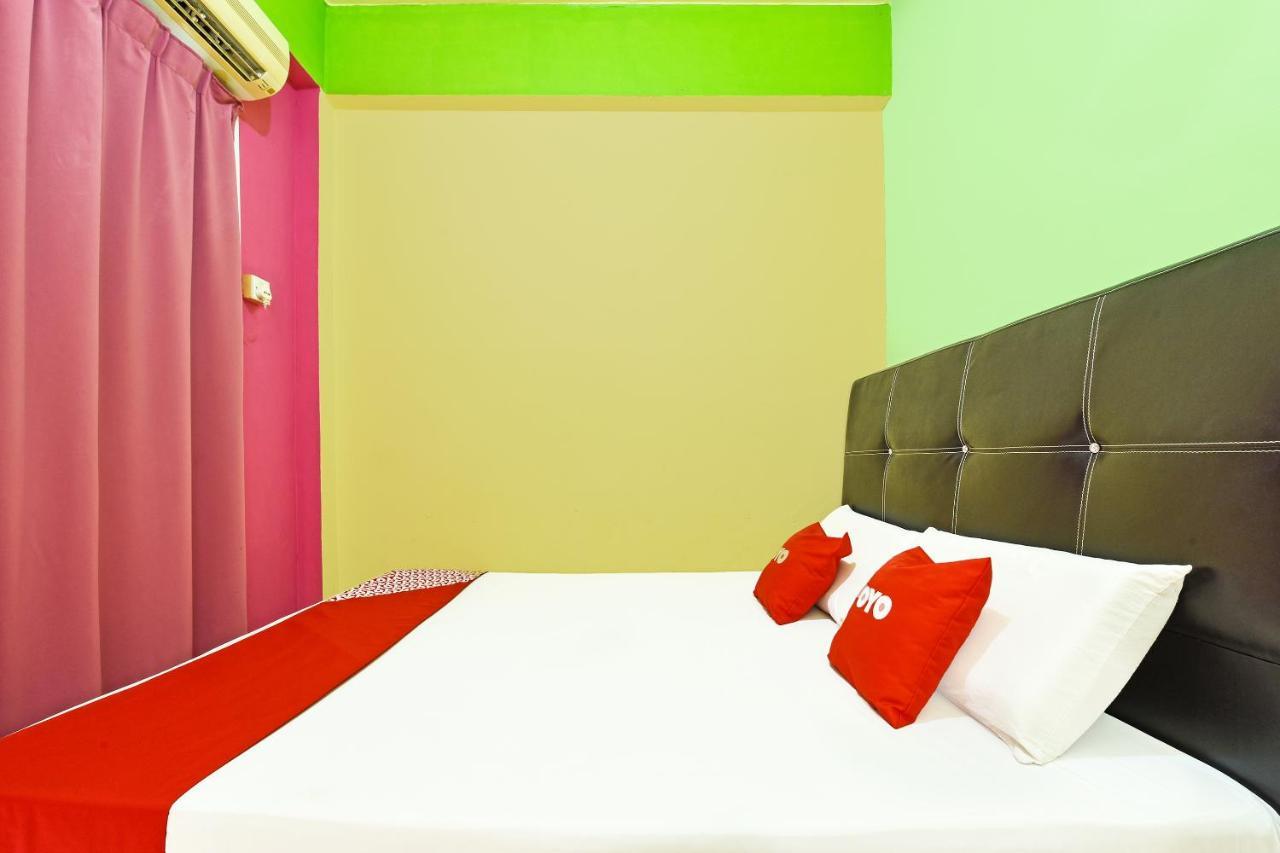 Oyo 90565 Teresek View Motel Kuala Tahan Εξωτερικό φωτογραφία
