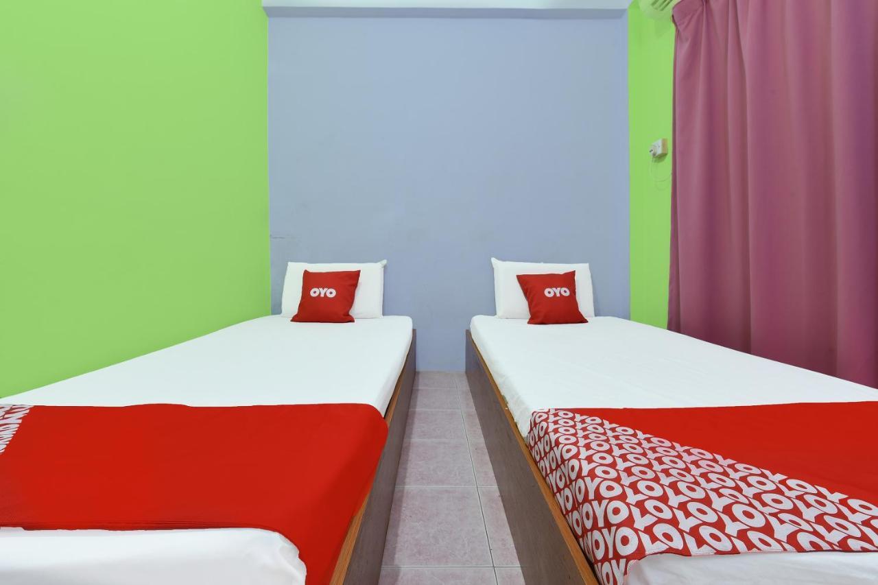 Oyo 90565 Teresek View Motel Kuala Tahan Εξωτερικό φωτογραφία